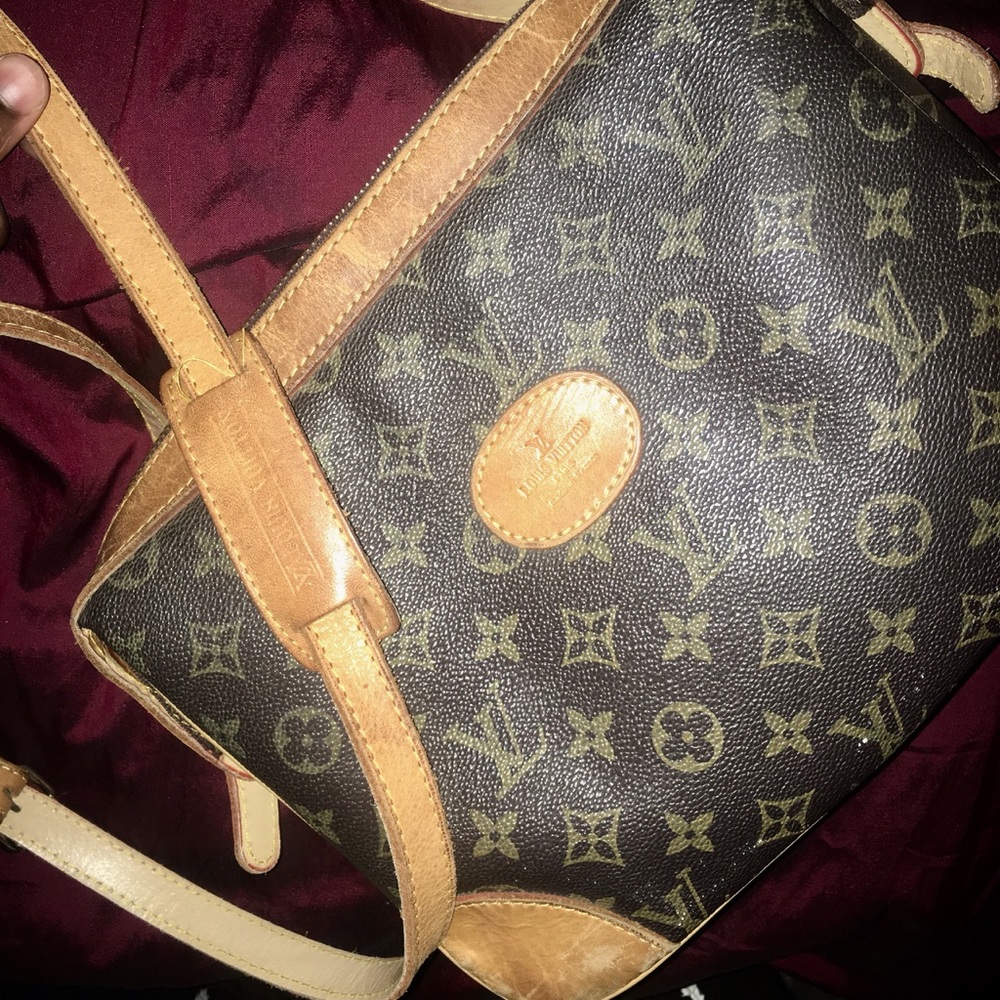 louis vuitton messenger bag